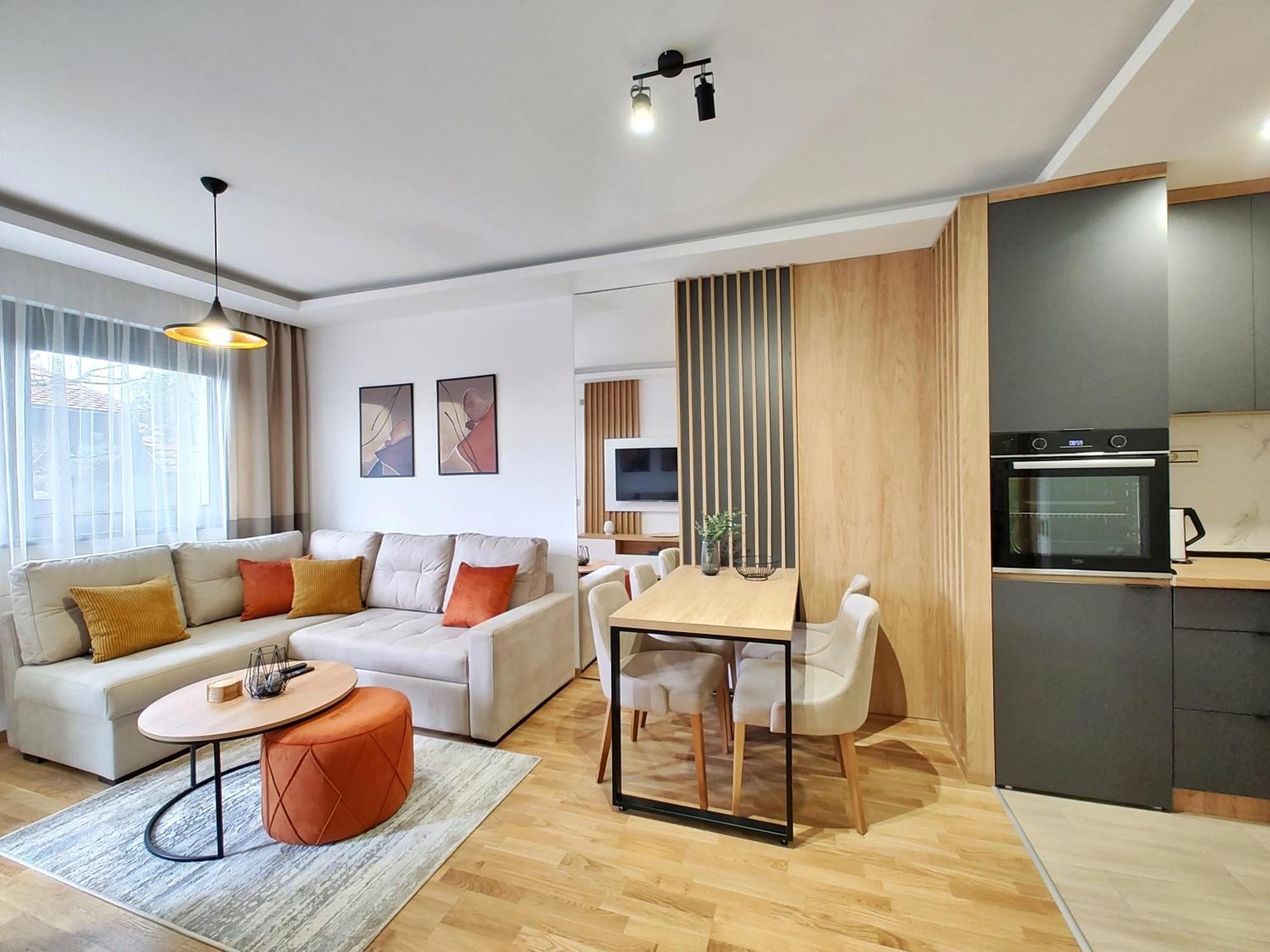 Velika Recepcija 147 * Zlatibor